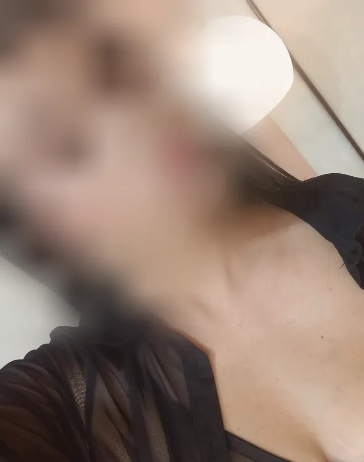 Alina, 35