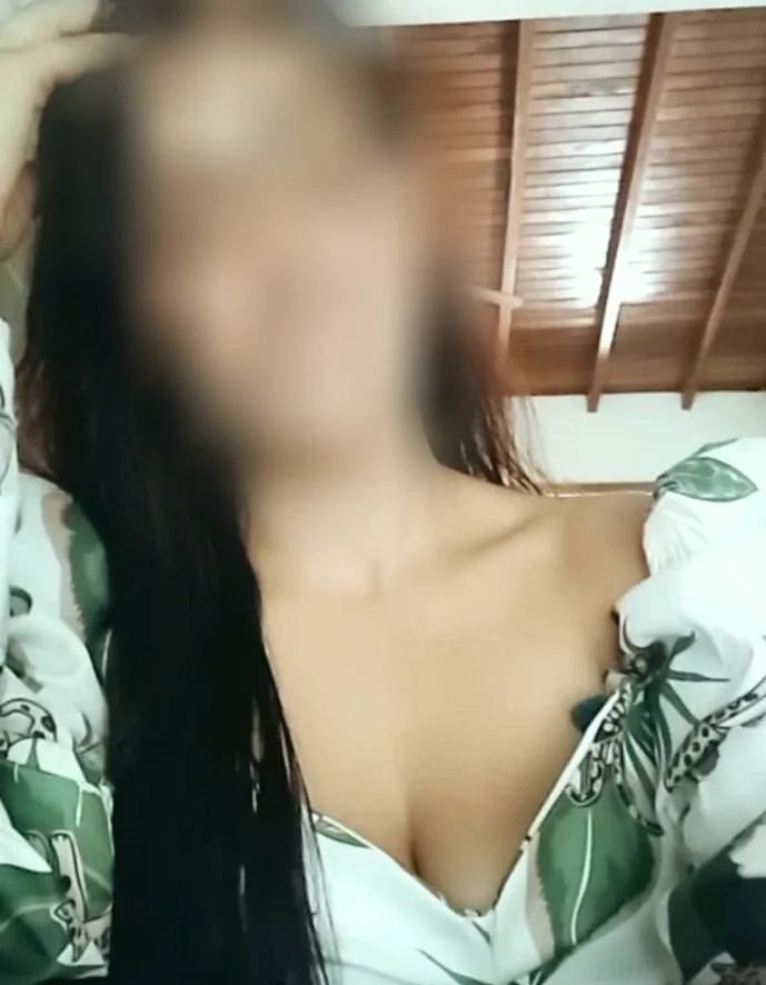 Fatma, 29