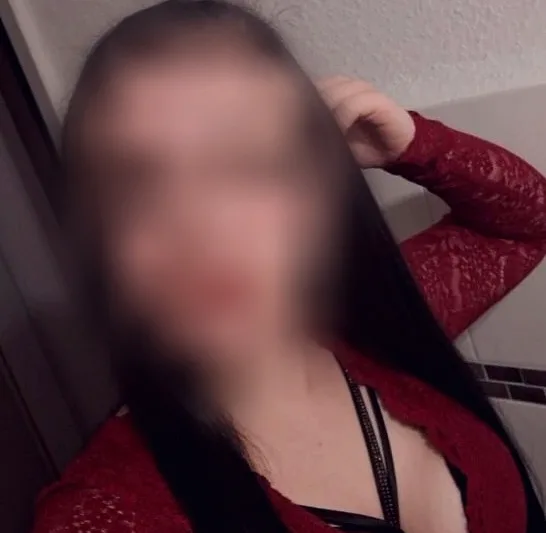 Frieda, 24